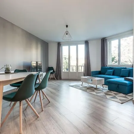 Apartment T2 Proche Centre Avec Parking *