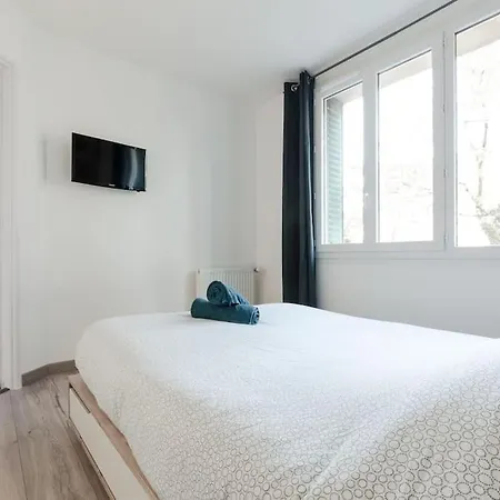 T2 Proche Centre Avec Parking * Grenoble